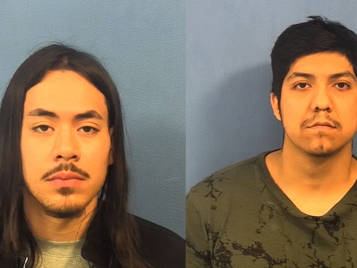 2 arrested after Addison shooting, leading police on 115 mph chase that ended in crash in Elmhurst